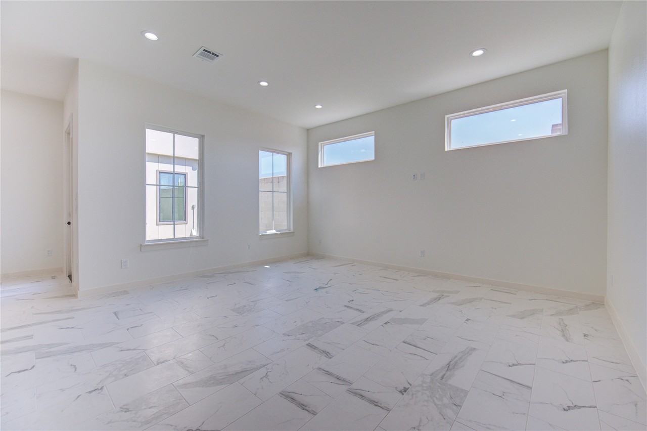 2919 El Fenice Ln #2919 - Photo 4 of 50