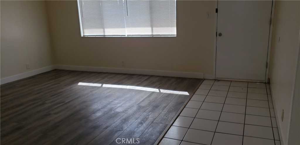 901 Carob Way #901E - Photo 7 of 10