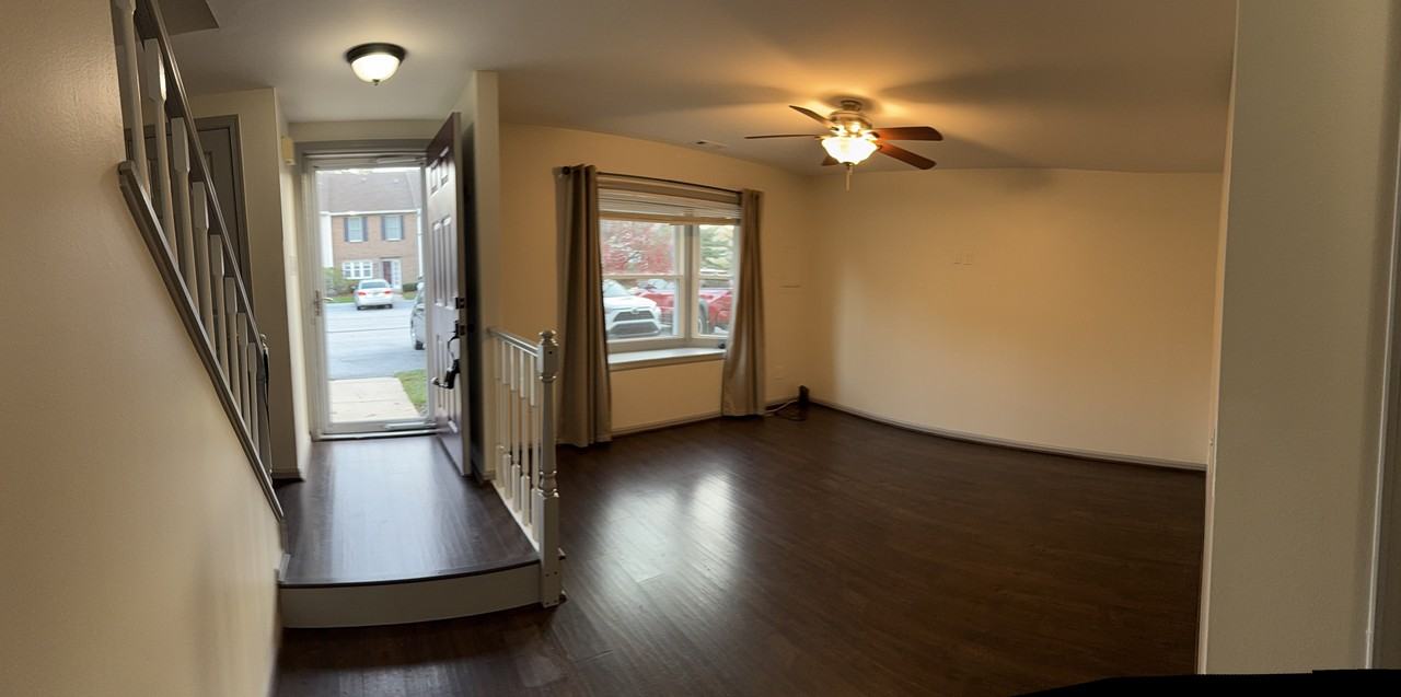 1002 North Glen Drive #1002 - Photo 3 of 18
