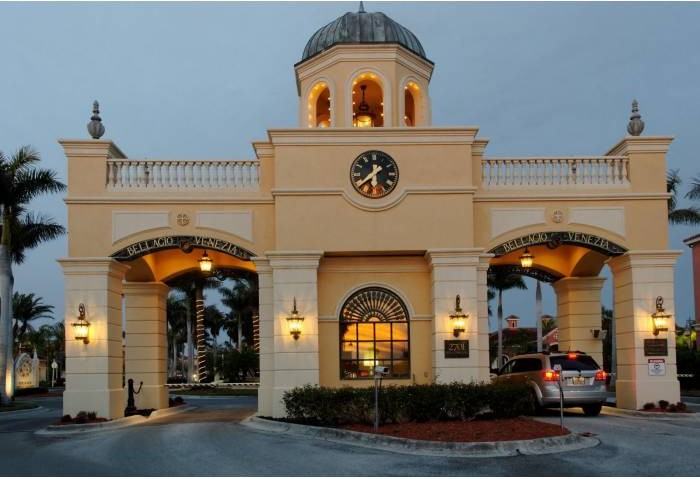 2755 Via Capri #1235