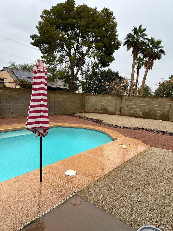 1564 East Drake Drive - Photo 2 of 17