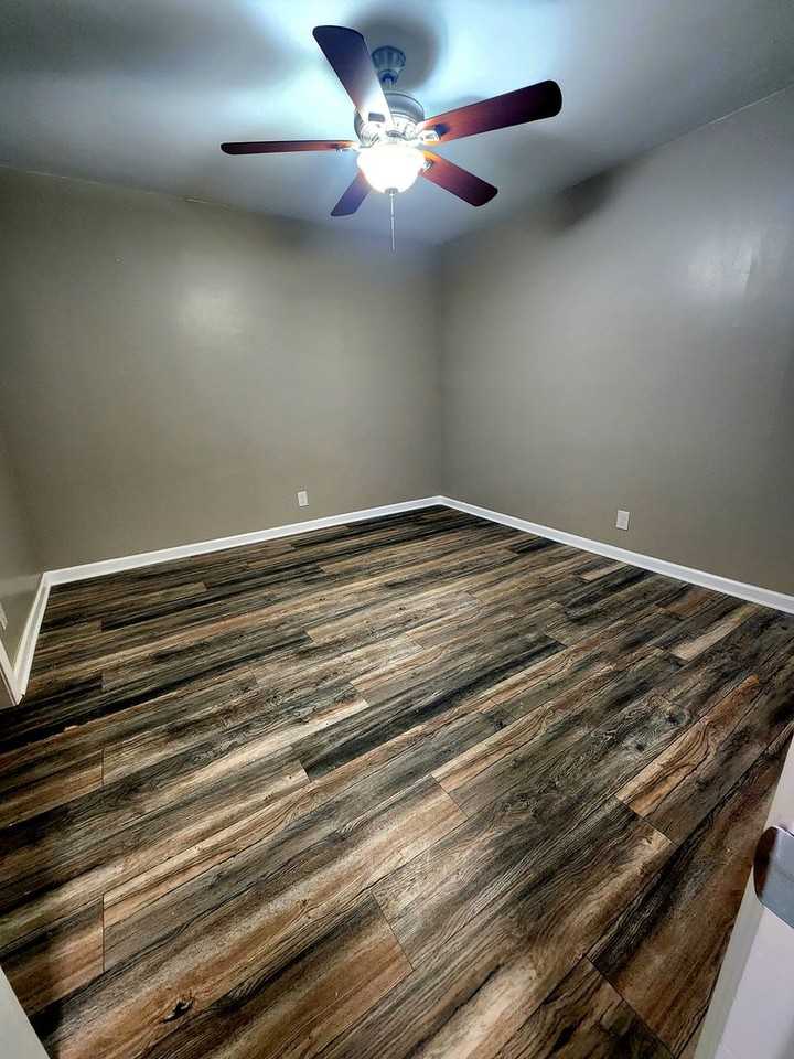 601 Southbrook Dr - Photo 5 of 11