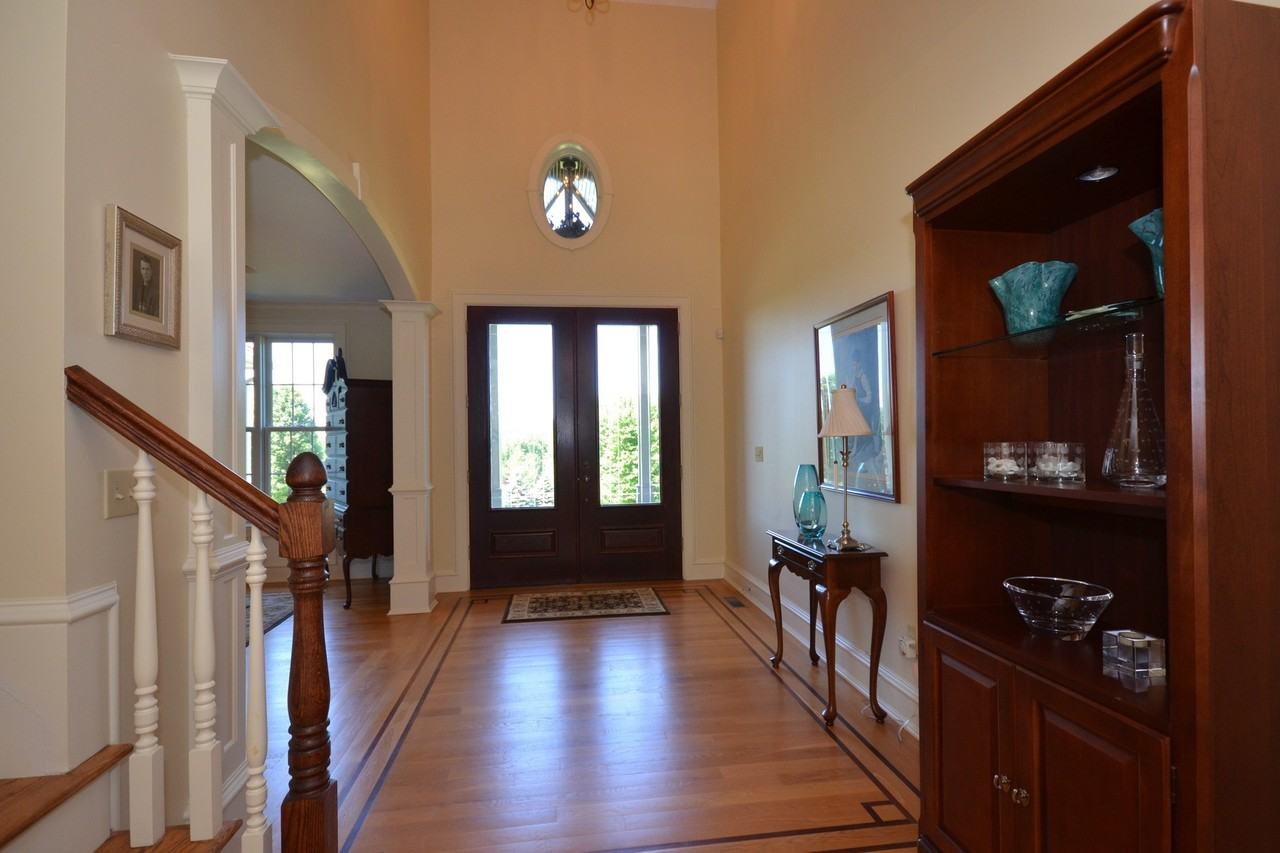 5 Wentworth Dr - Photo 2 of 24