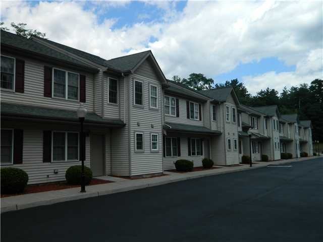 11 Path Way - Photo 2 of 21