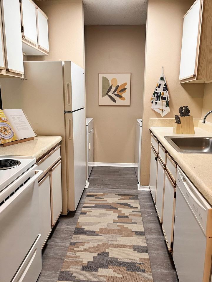 Village Square of Searcy - Photo 7 of 17