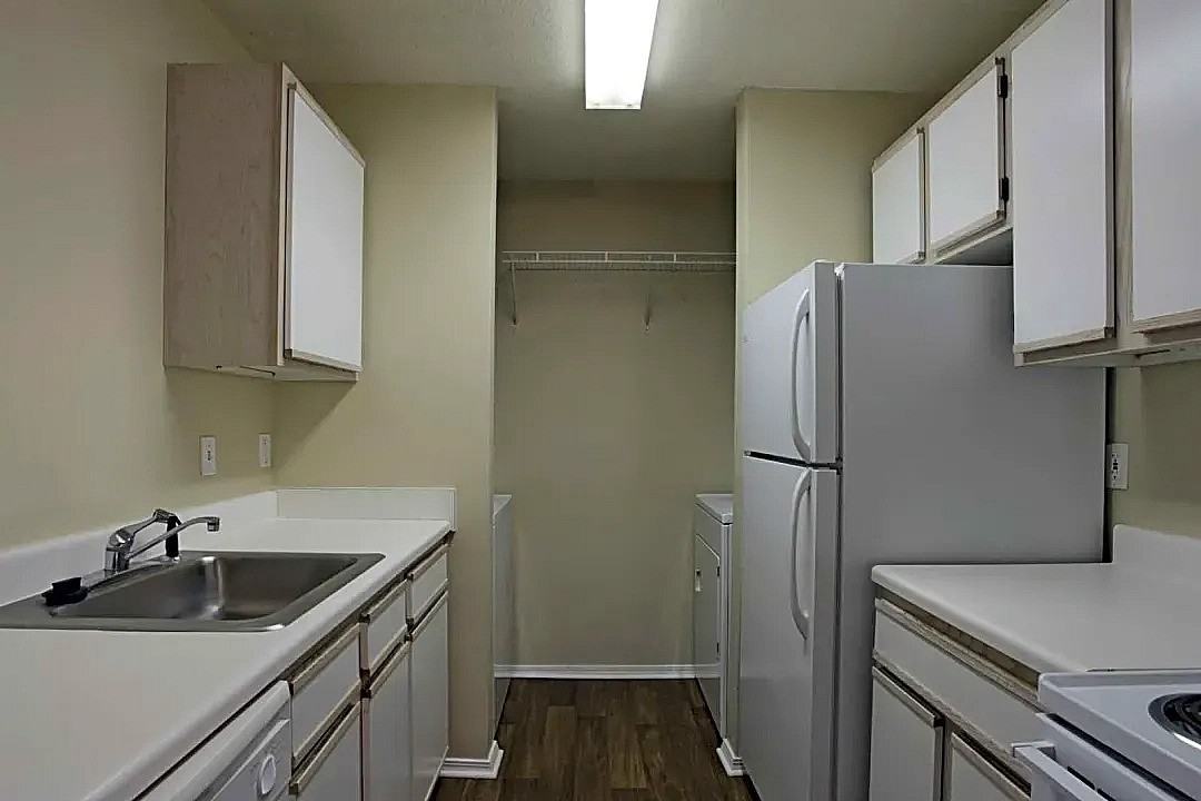 Village Square of Cabot - Photo 5 of 12