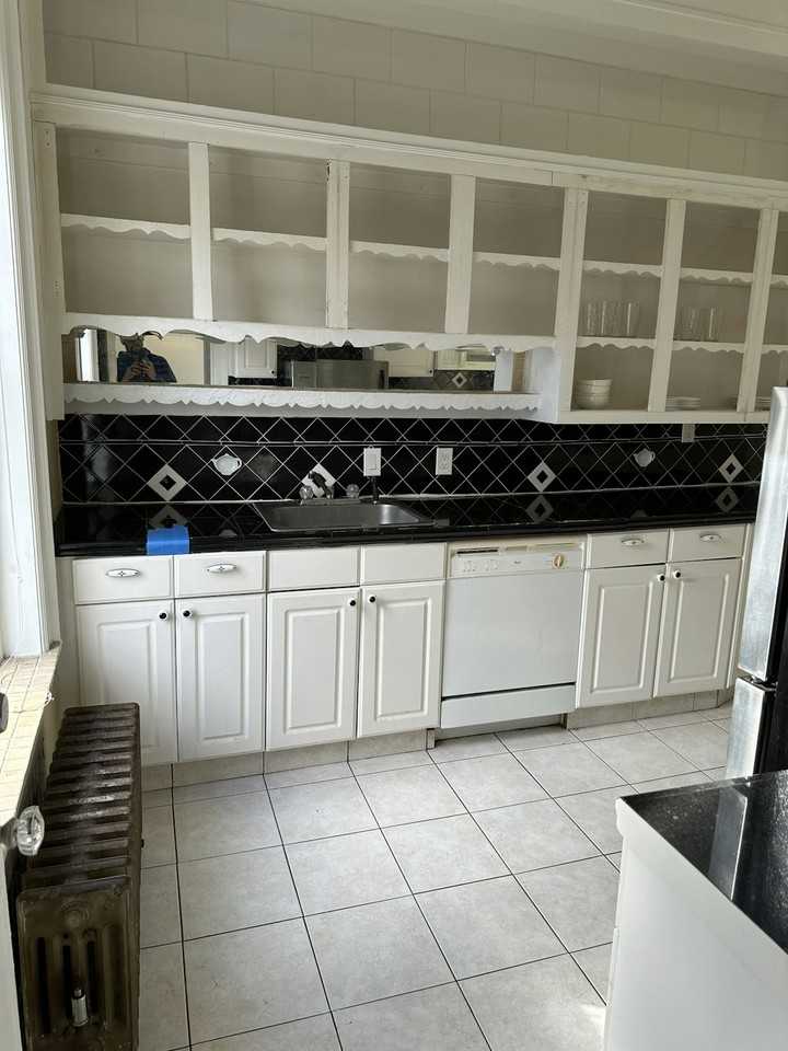 624 Jefferson Avenue, Unit 2 - Photo 4 of 18