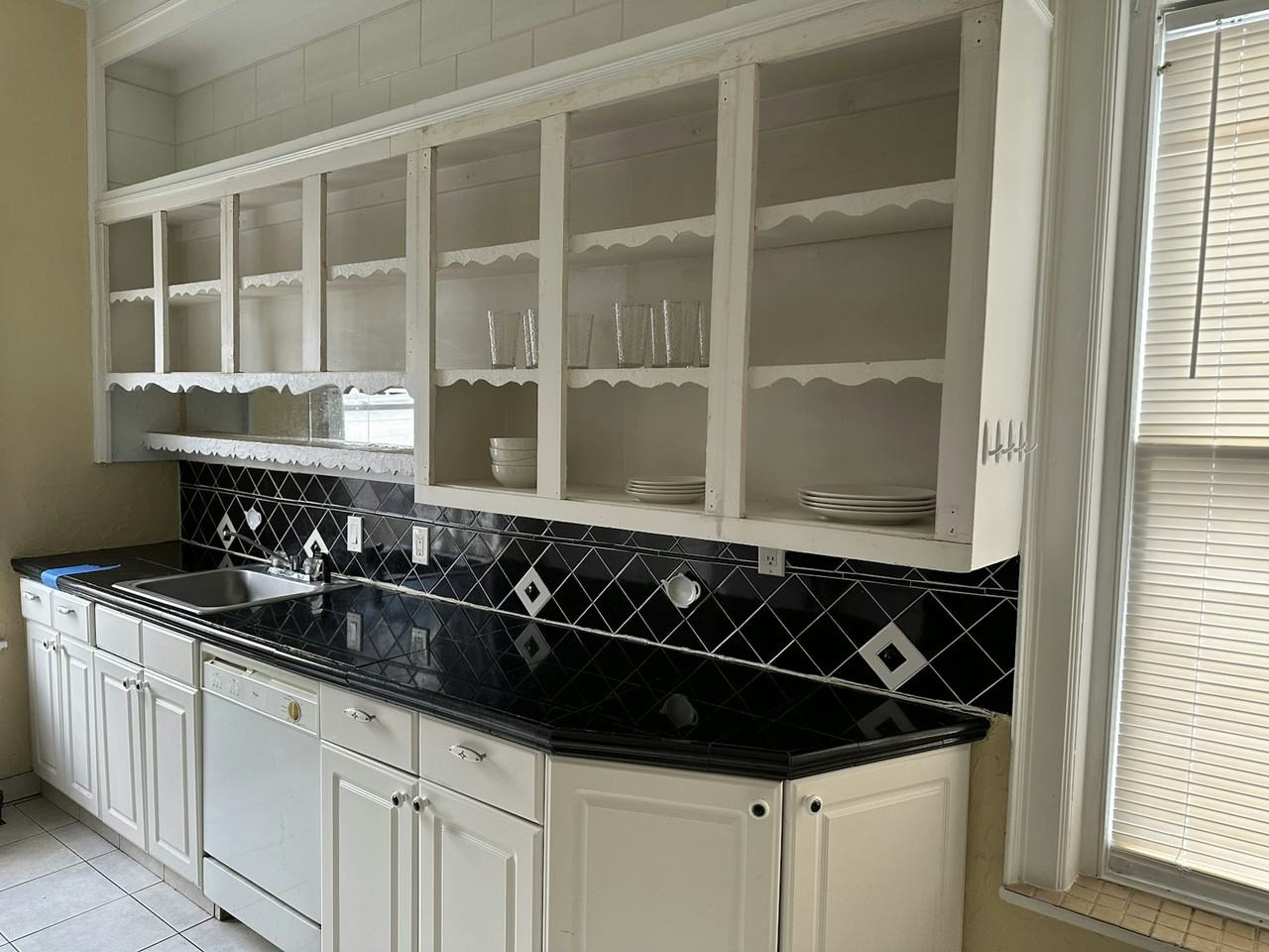 624 Jefferson Avenue, Unit 2 - Photo 7 of 18