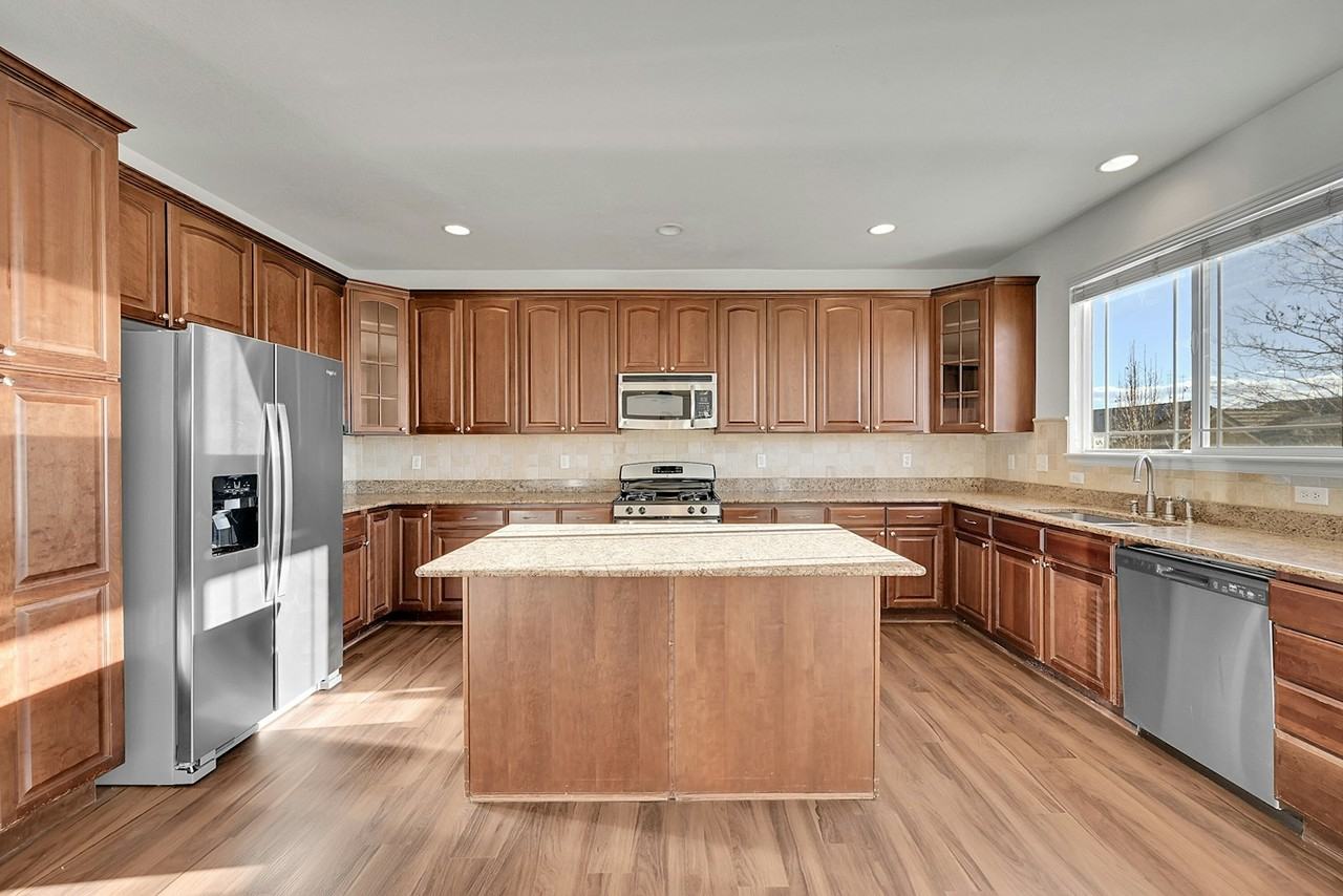 6859 South Biloxi Court - Photo 6 of 30