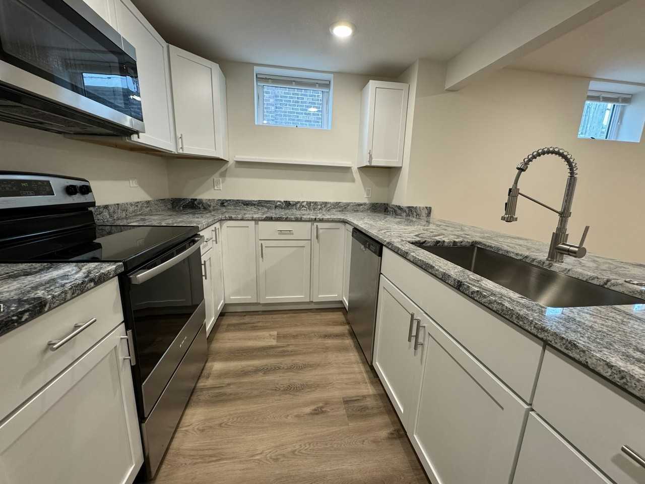 1411 Rosemary Lane, Unit 1 - Photo 4 of 17