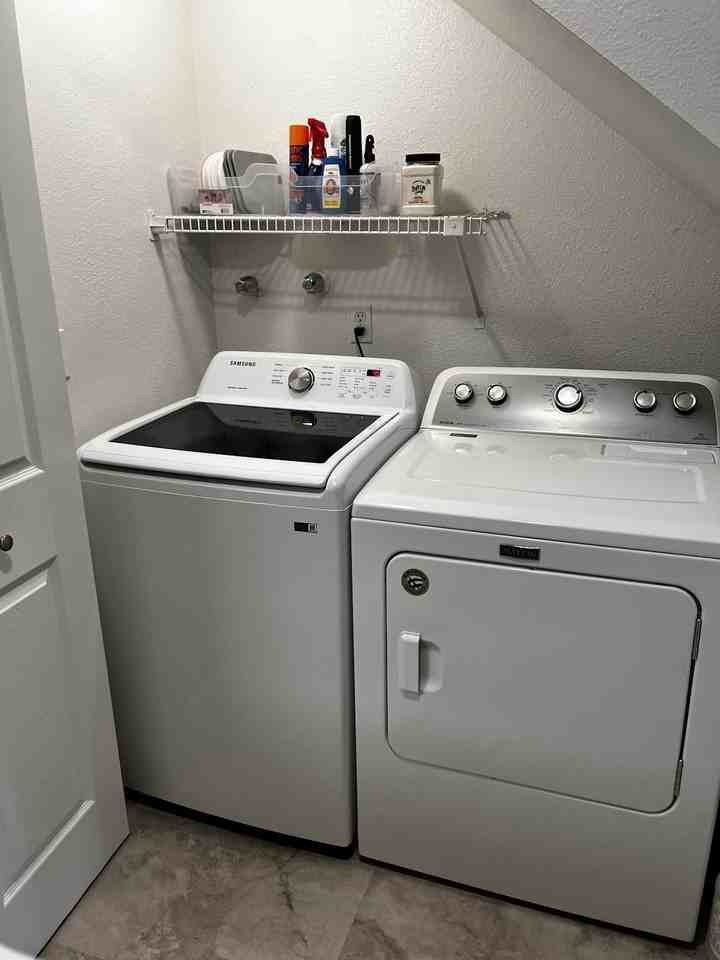 13806 NW 10th Ct Unit C - Photo 6 of 7