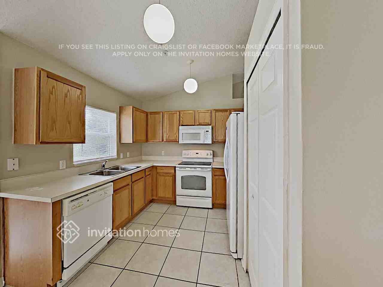 2626 Needle Palm Dr - Photo 7 of 17