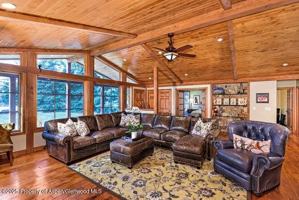 featured image of 1280 Snow Bunny Lane