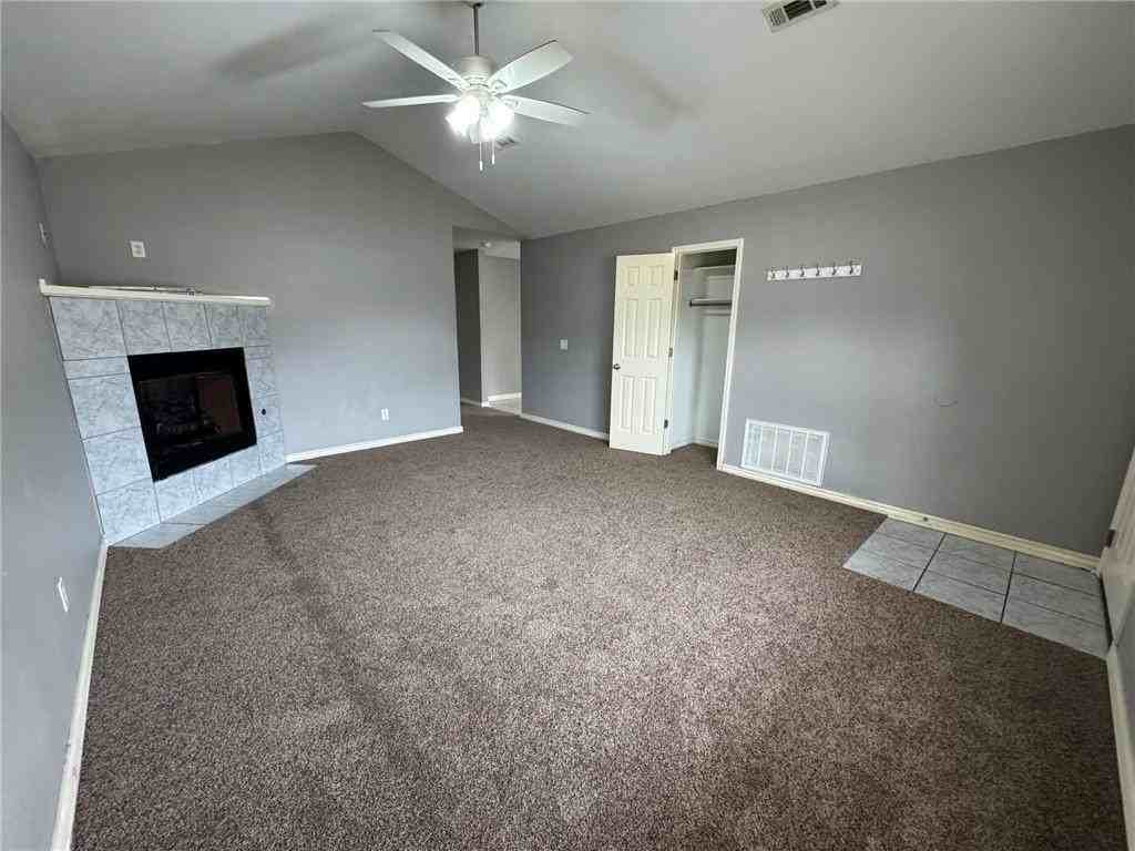 745 Applegate Lane - Photo 3 of 11