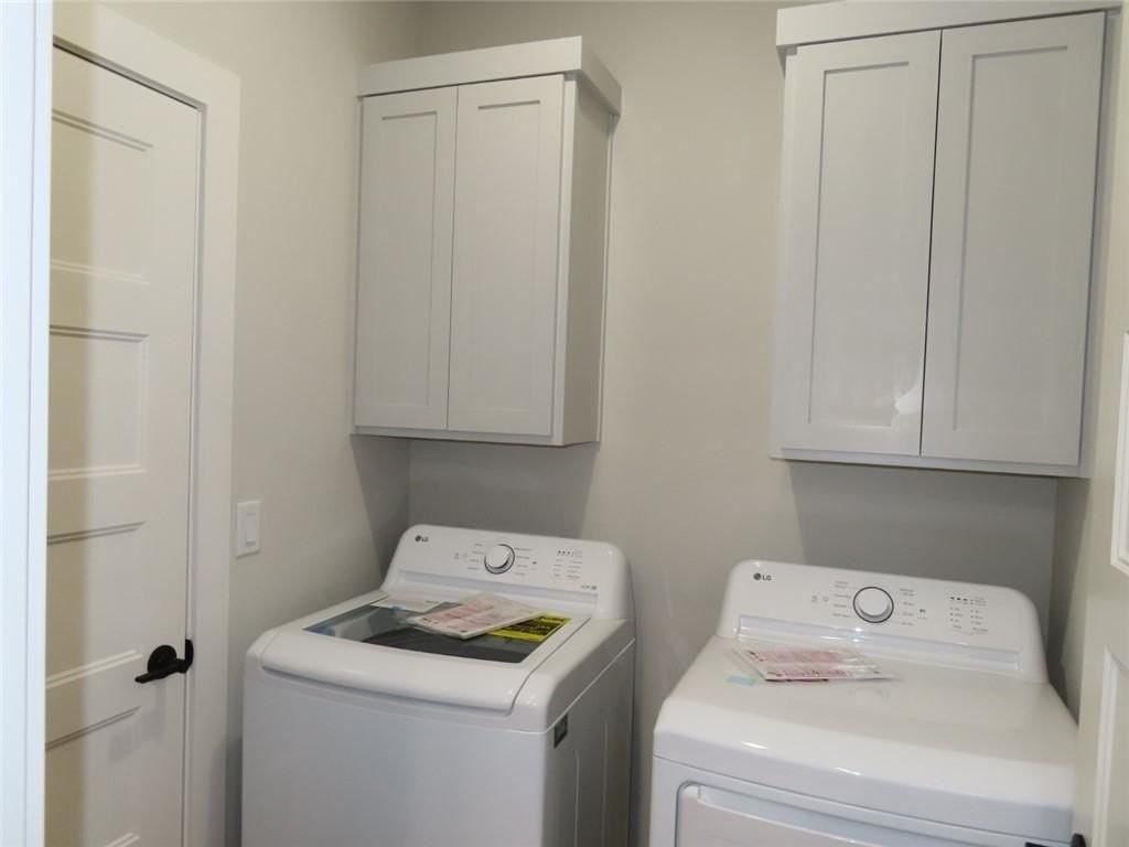 1881 Lapis Ave - Photo 7 of 21