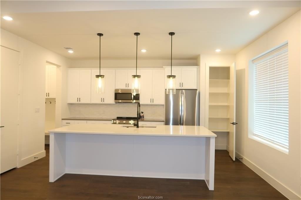 2905 Huffman Way - Photo 5 of 37