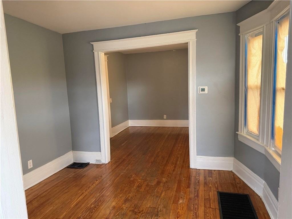 161 S Union St - Photo 4 of 14