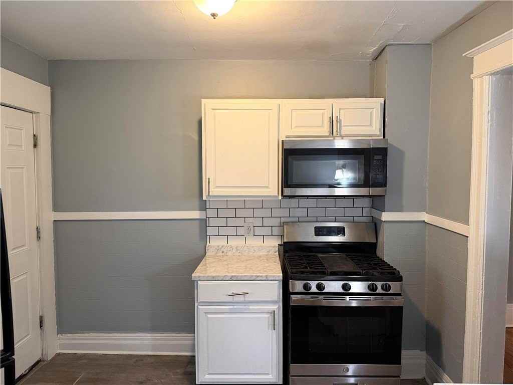 161 S Union St - Photo 6 of 14