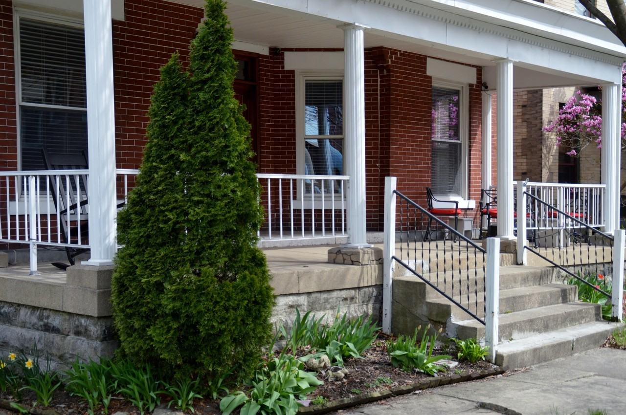 32 Wilson Ave - Photo 2 of 32