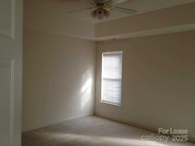 14032 Alley Son - Photo 3 of 10