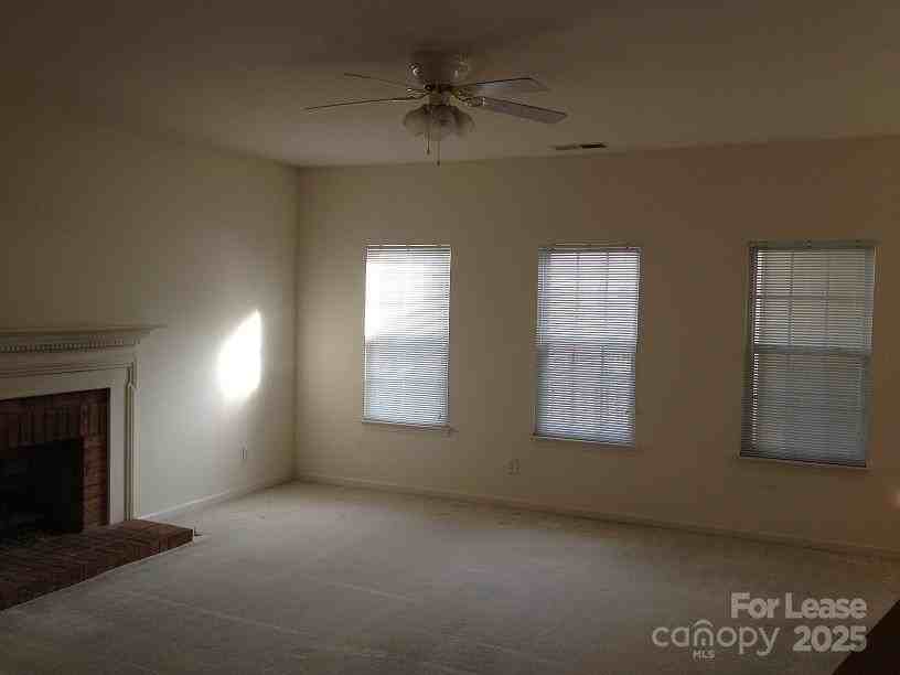 14032 Alley Son - Photo 5 of 10