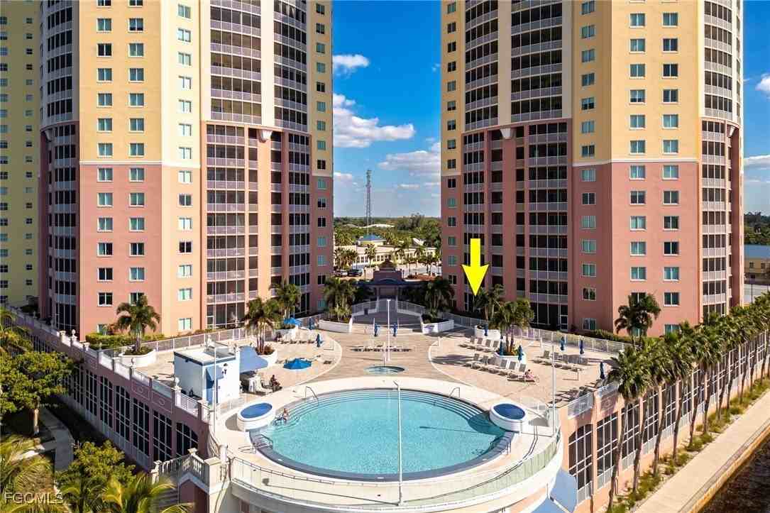 2743 First Street #304