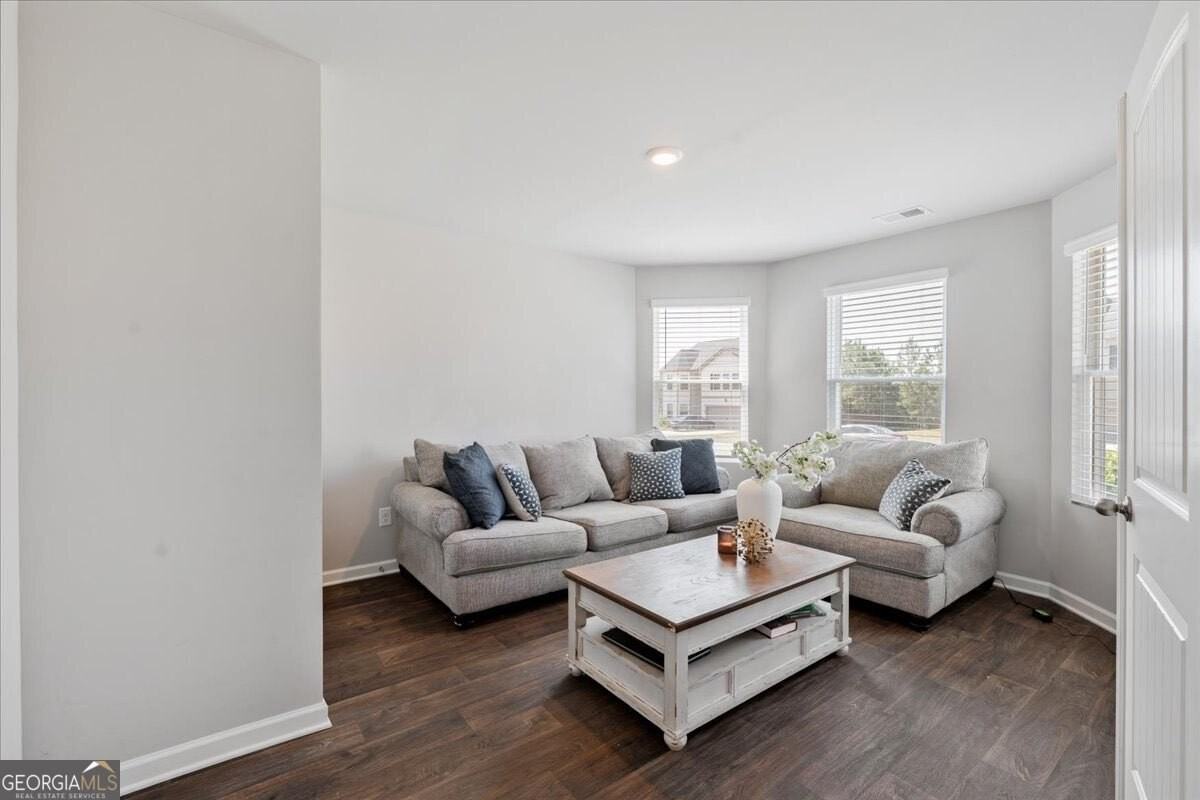 191 Goodall Woods Dr - Photo 6 of 50