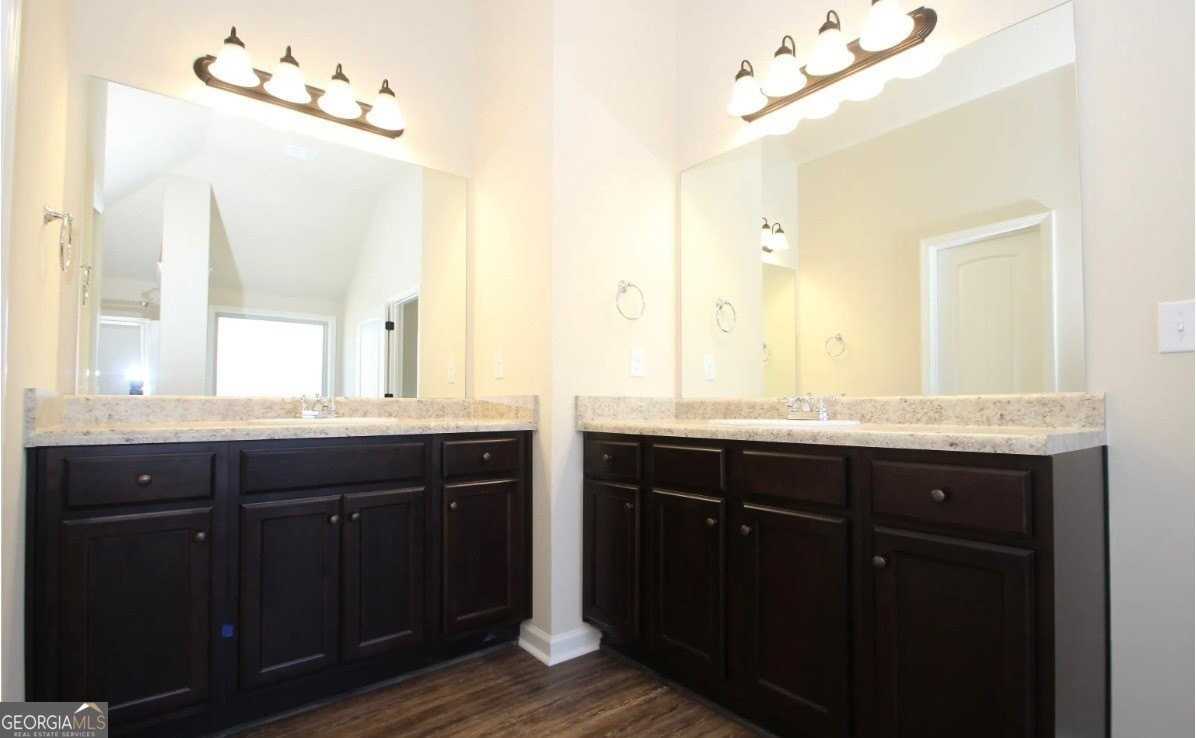 333 Olympian Dr - Photo 7 of 19