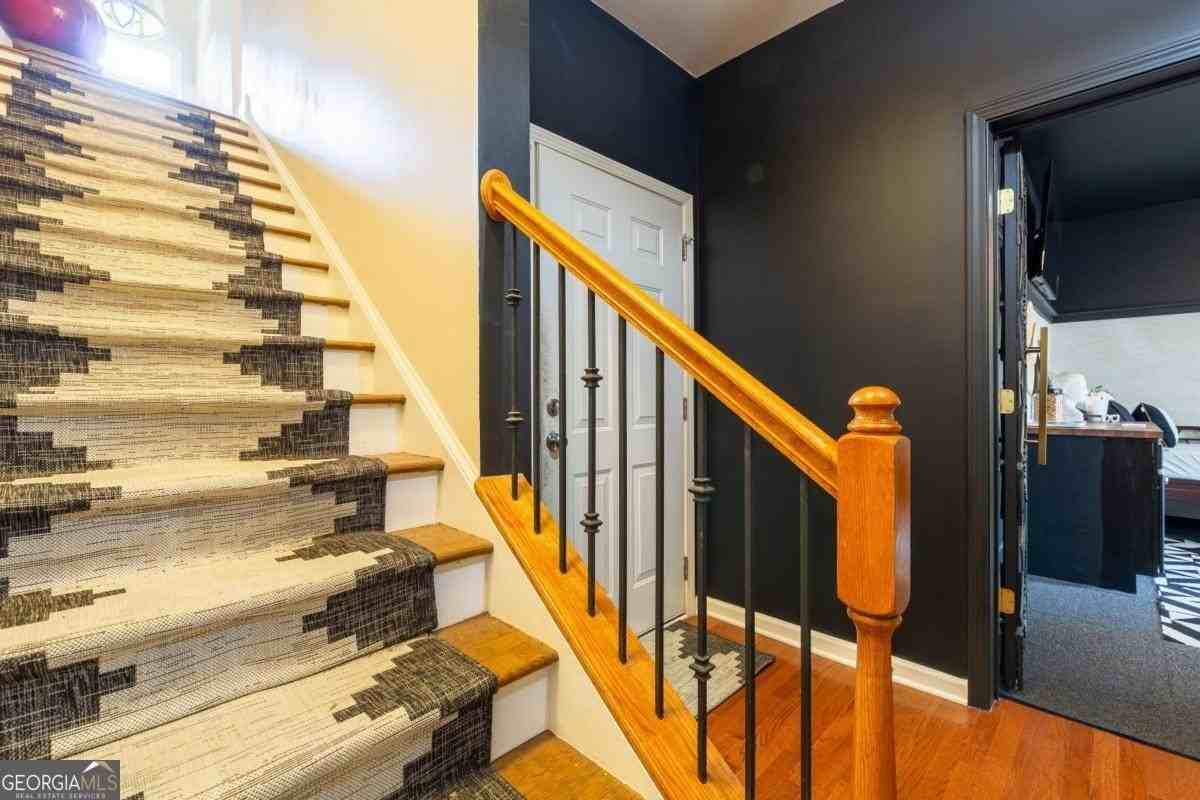 2122 Silas Way - Photo 6 of 12