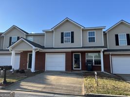 featured image of 333 Tara Commons Cir