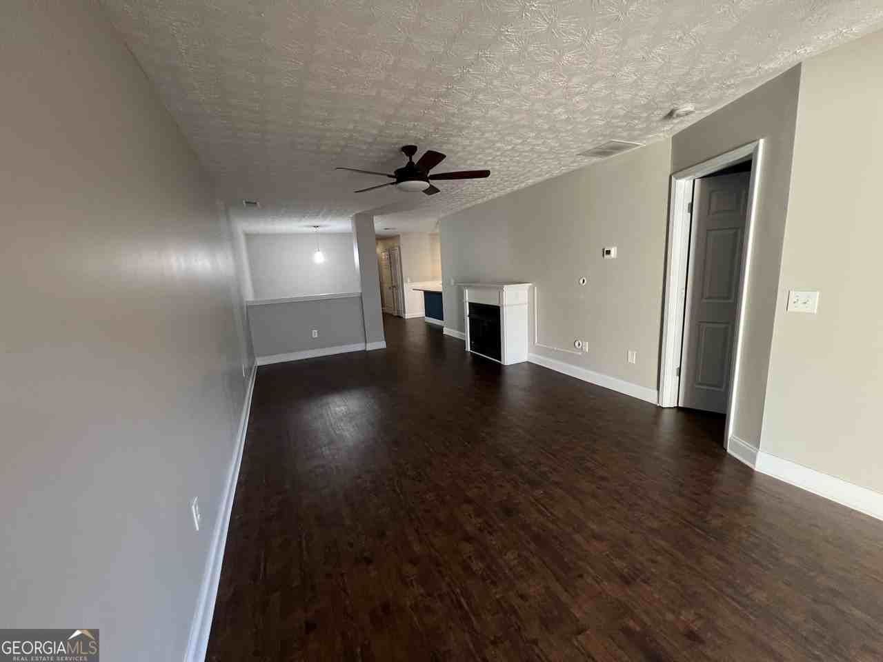 333 Tara Commons Circle - Photo 4 of 19