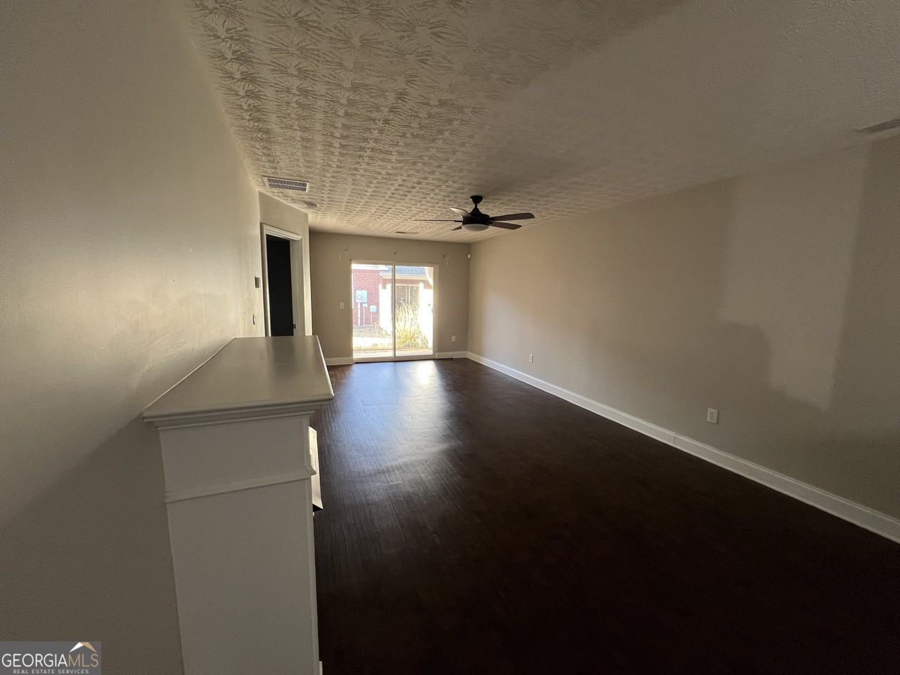 333 Tara Commons Circle - Photo 6 of 19