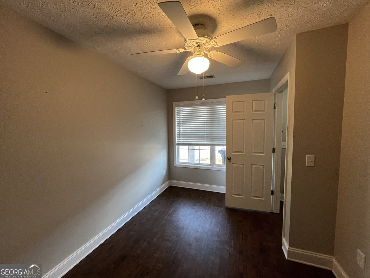 333 Tara Commons Circle - Photo 7 of 19