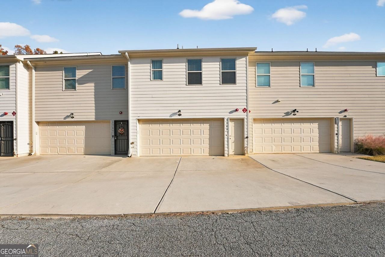 3369 Hidden Stream Ct - Photo 2 of 22