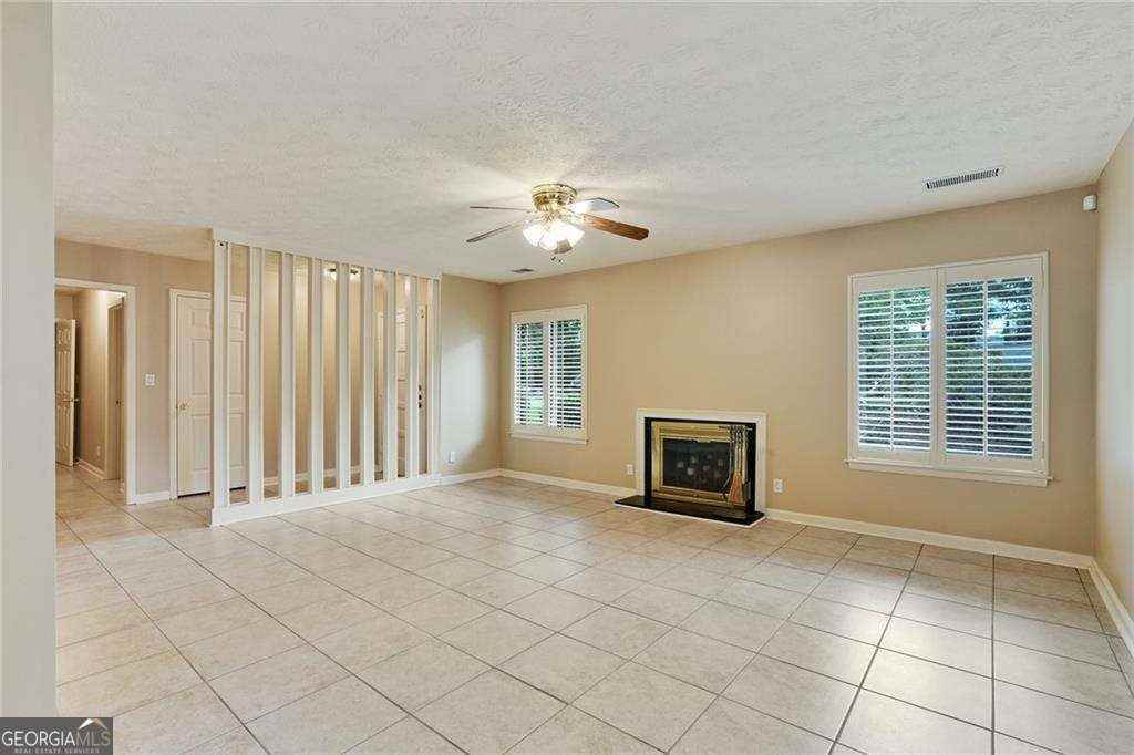 2949 Torreya Way Se - Photo 4 of 23