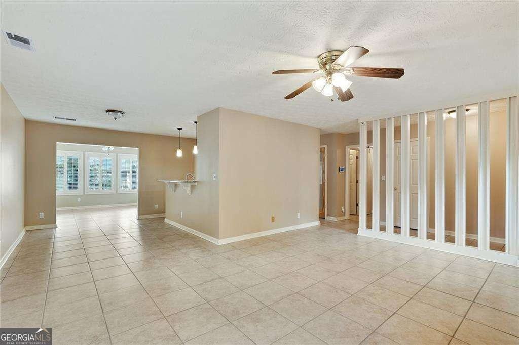 2949 Torreya Way Se - Photo 5 of 23