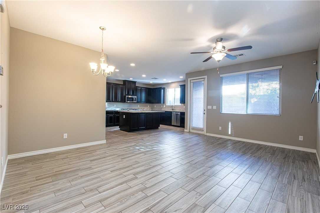 12382 Loggeta Way - Photo 2 of 23