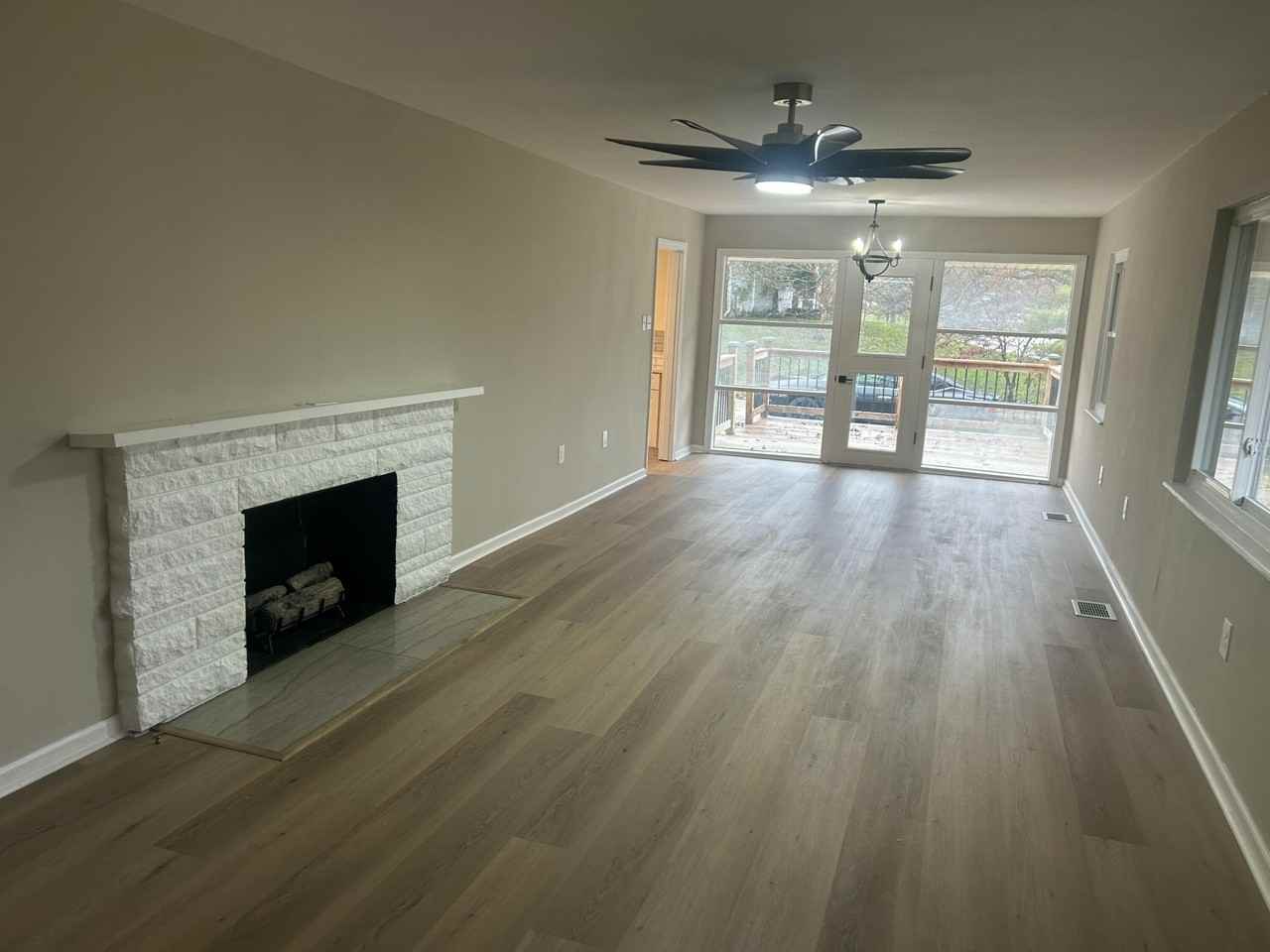 104 Colby Hills Dr - Photo 3 of 13