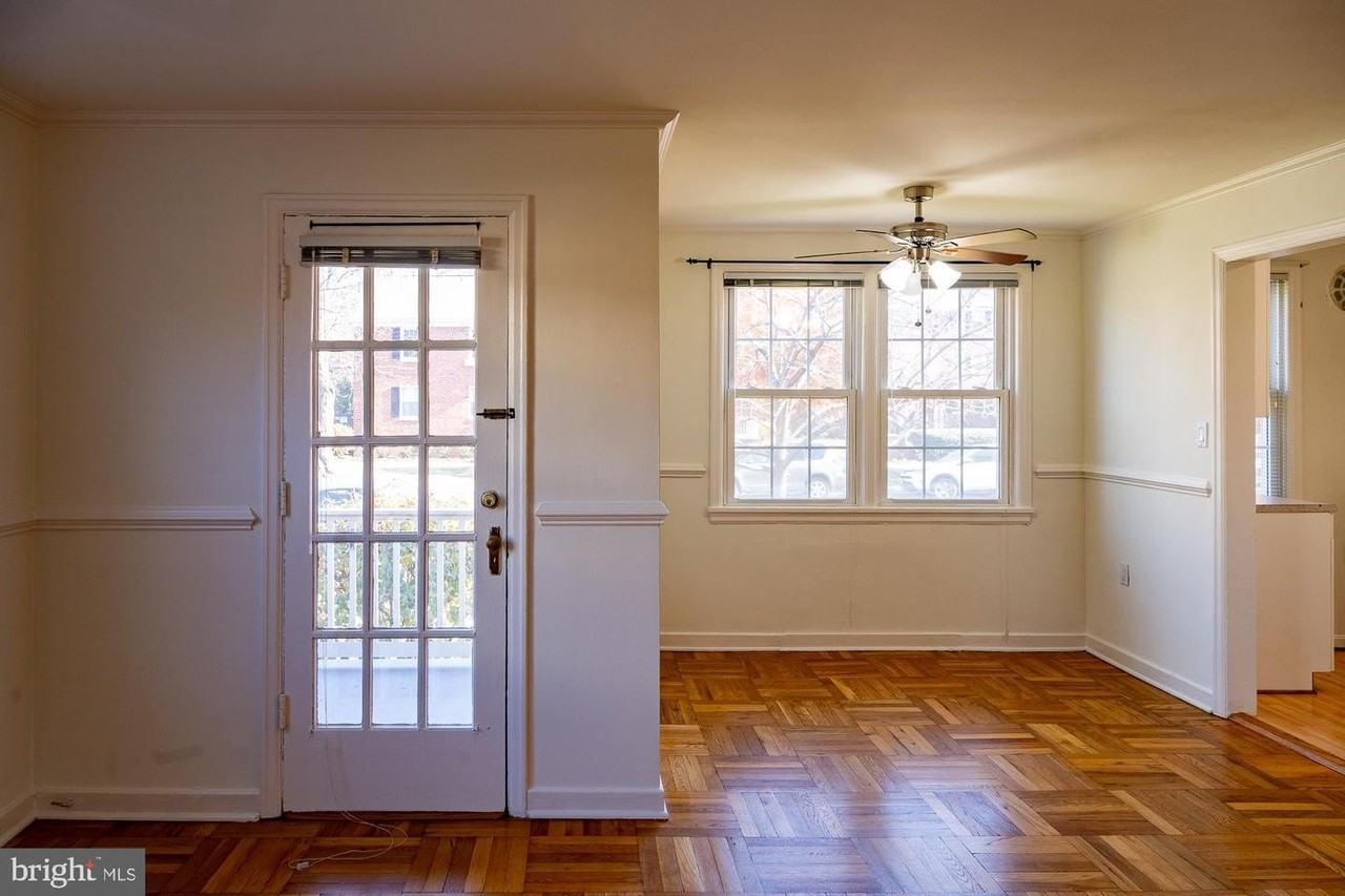 6612 East Wakefield Drive - Photo 5 of 29