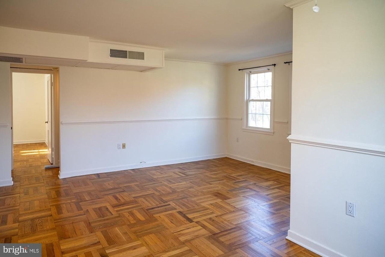 6612 East Wakefield Drive - Photo 6 of 29