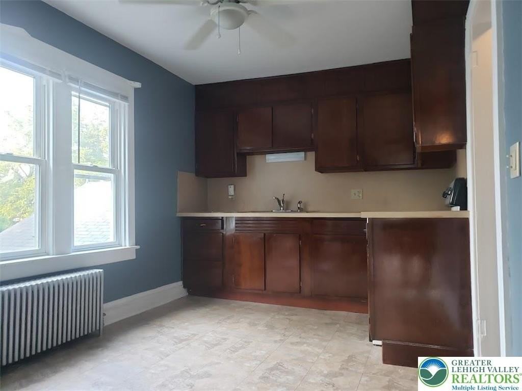 915 S Front St Unit 2 #2 - Photo 2 of 9