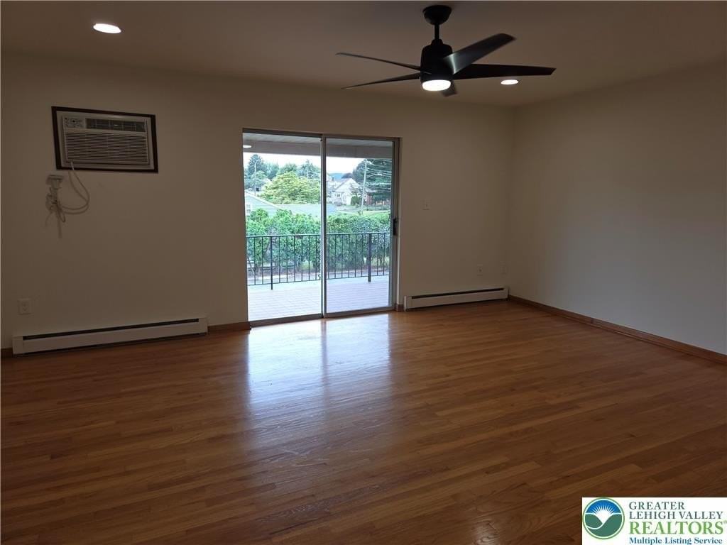 1204 Lewis Street #2E - Photo 7 of 14