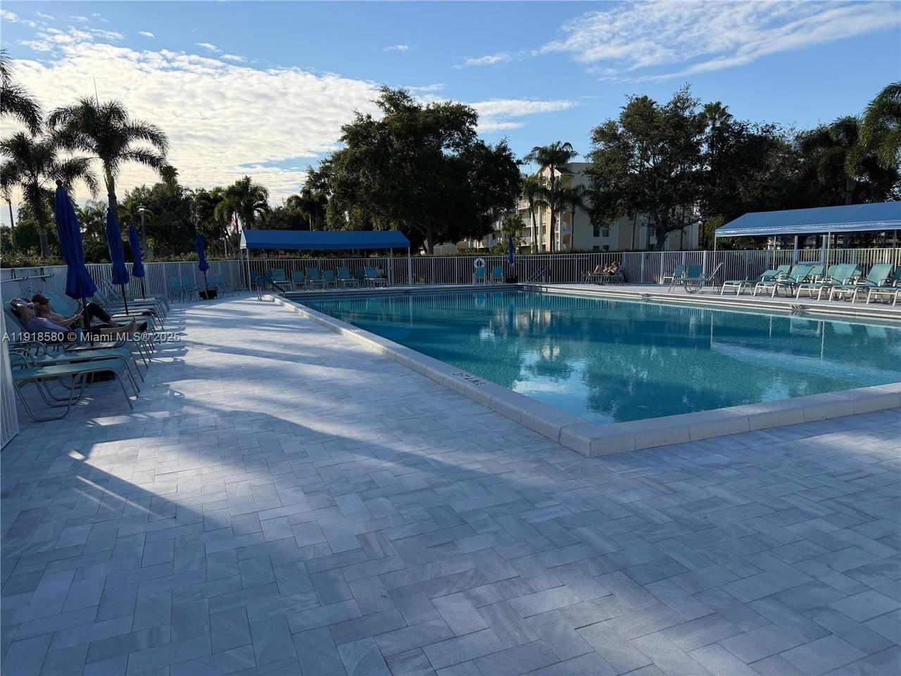 7290 Kinghurst Dr #306 - Photo 6 of 45