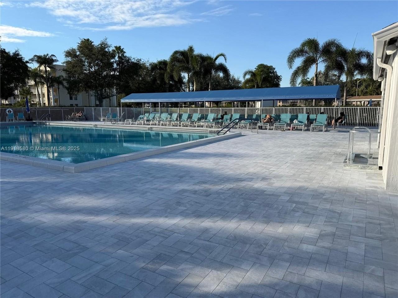 7290 Kinghurst Dr #306 - Photo 7 of 45