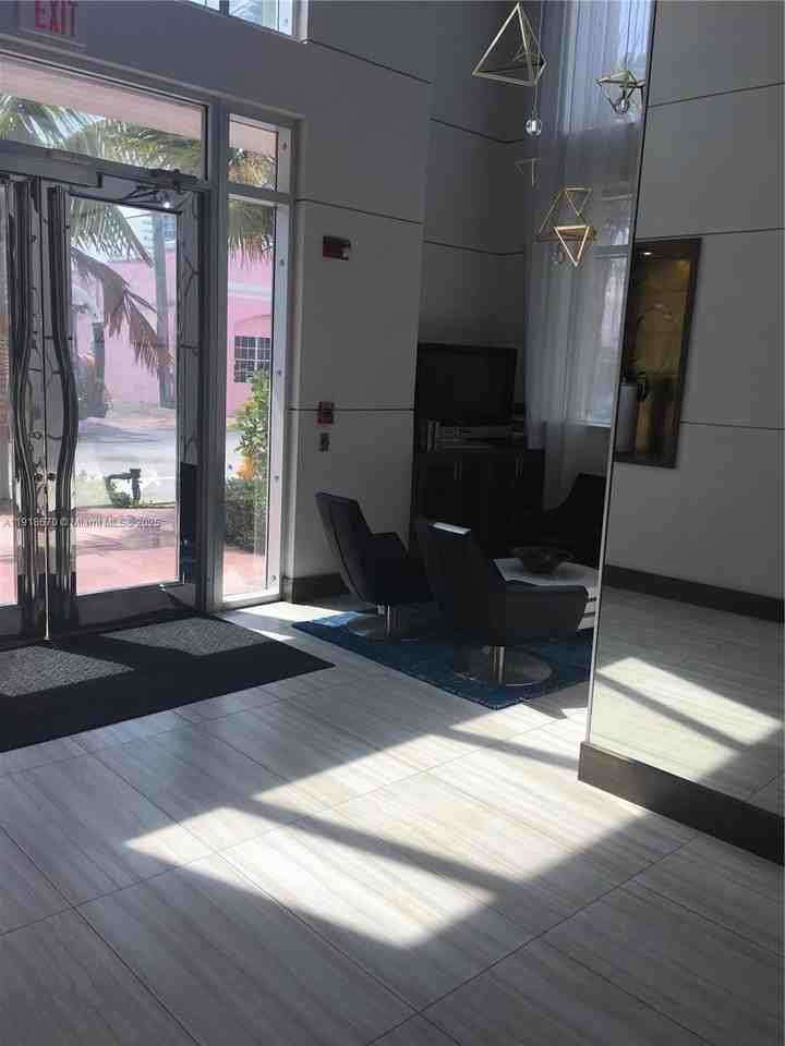 200 Ocean Dr #3C - Photo 5 of 12