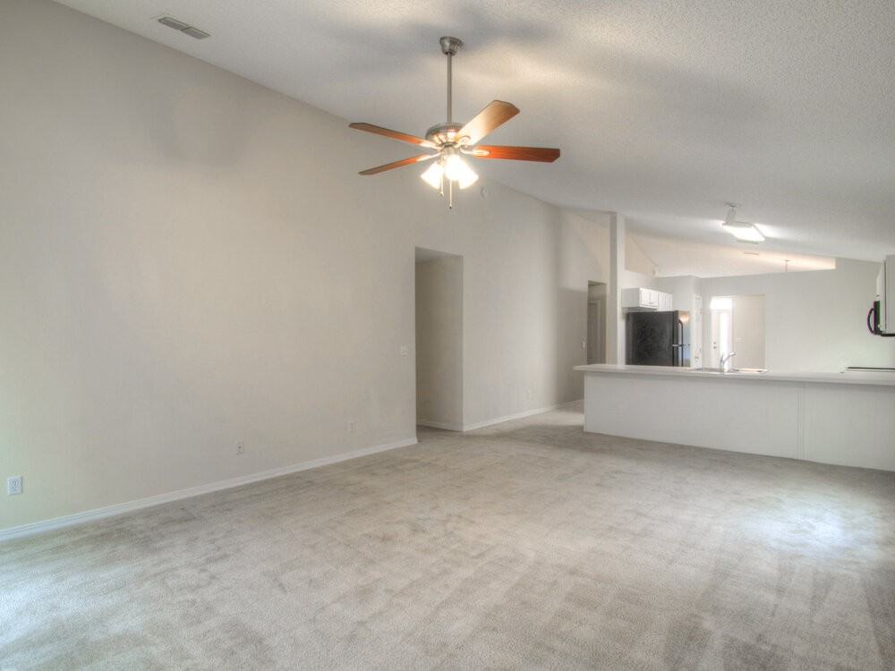 7317 Ironside Dr E - Photo 7 of 15