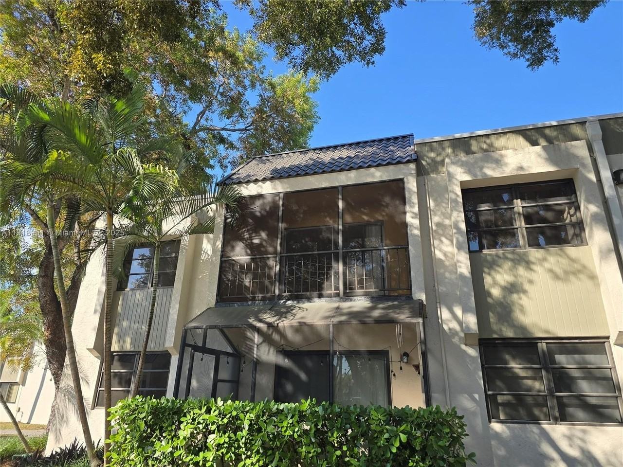 7925 Southwest 104th Street #201E - Photo 2 of 30