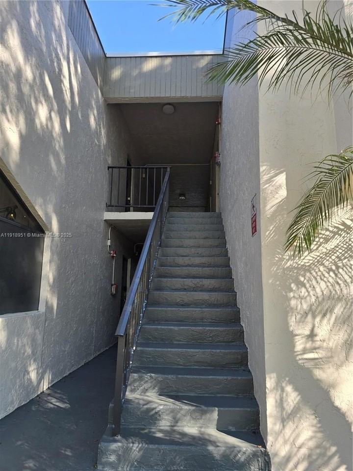 7925 Southwest 104th Street #201E - Photo 5 of 30