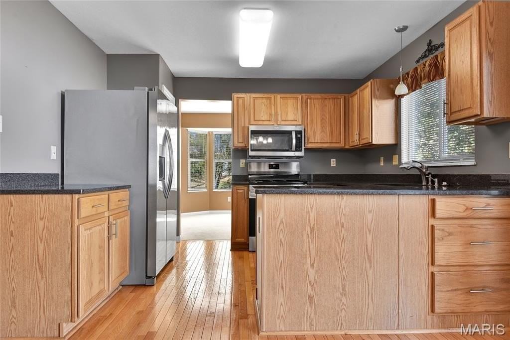 16939 Hickory Forest Ln - Photo 2 of 31