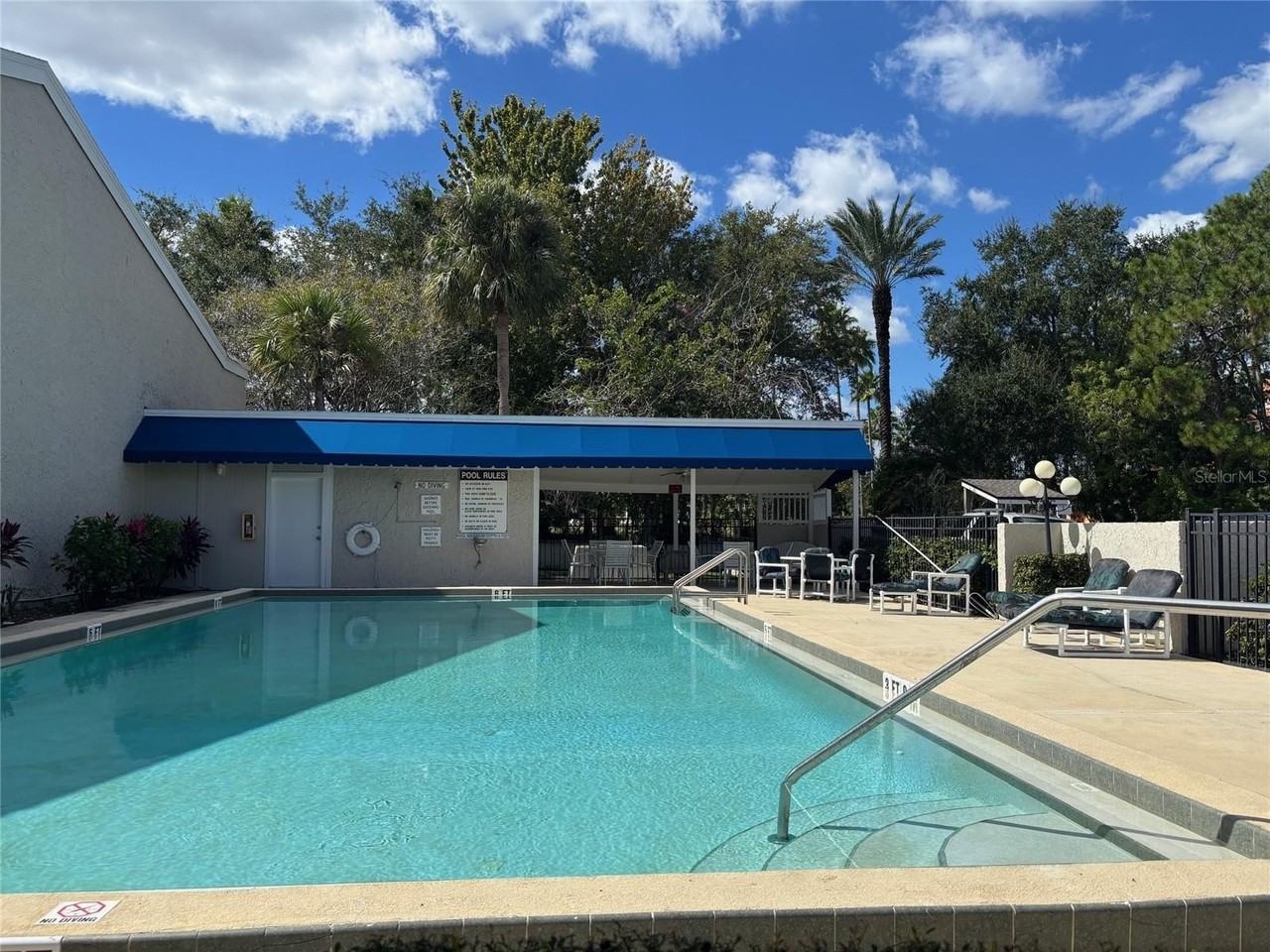 5395 Vineland Rd #S - Photo 3 of 17